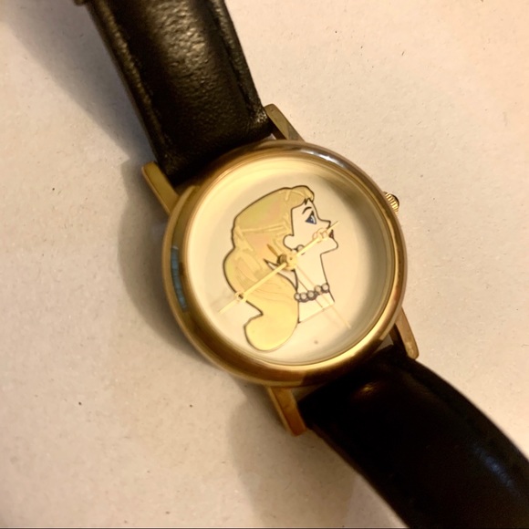Vintage Barbie Watch - genuine leather band - Picture 8 of 8